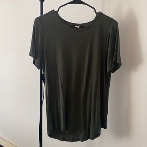olive Basic T-shirt